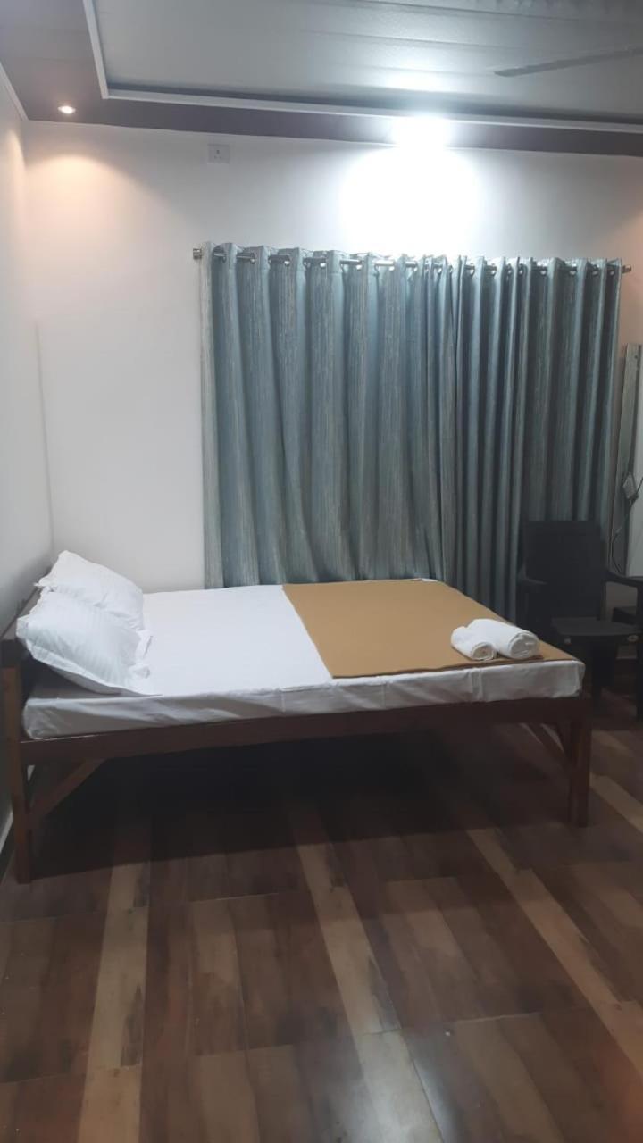 Hotel Mohor Retreat Alibag Zimmer foto